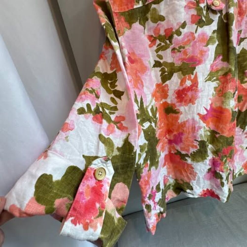 Jones New York Floral 100% Linen 3/4 Roll Tab Sleeve Top (Size Medium) - Picture 5 of 9